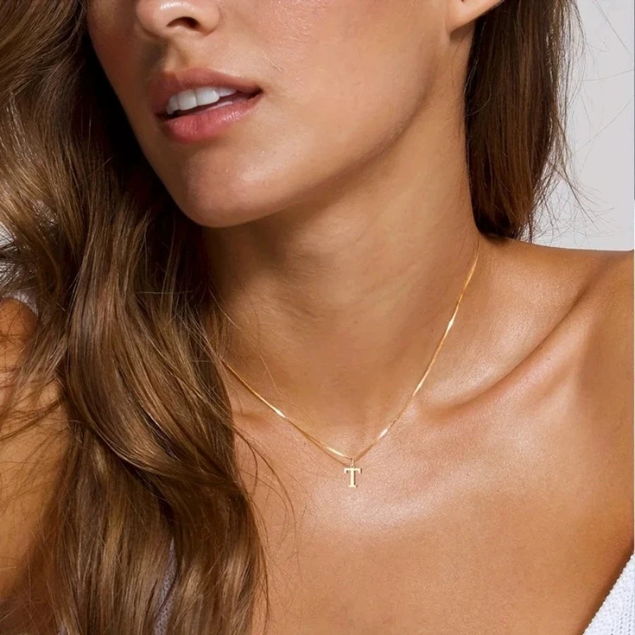 COMPRA 1 LEVE 2 Collar con Inicial A-Z