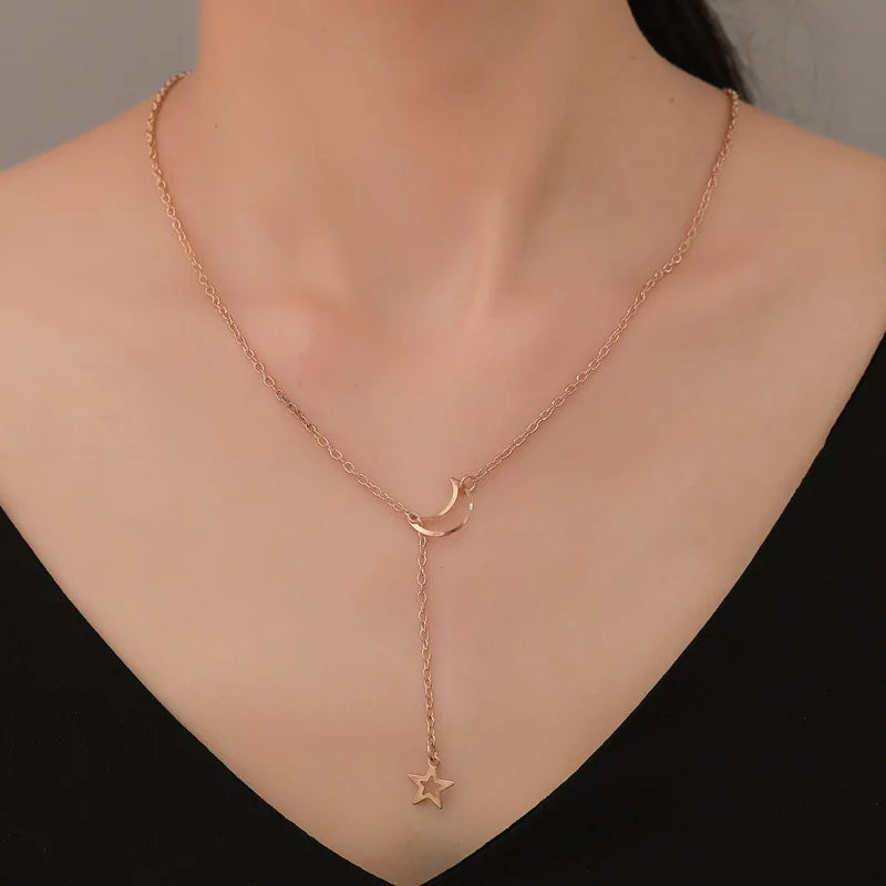 Collar Luna & Estrella - Un Detalle que Ilumina tu Estilo