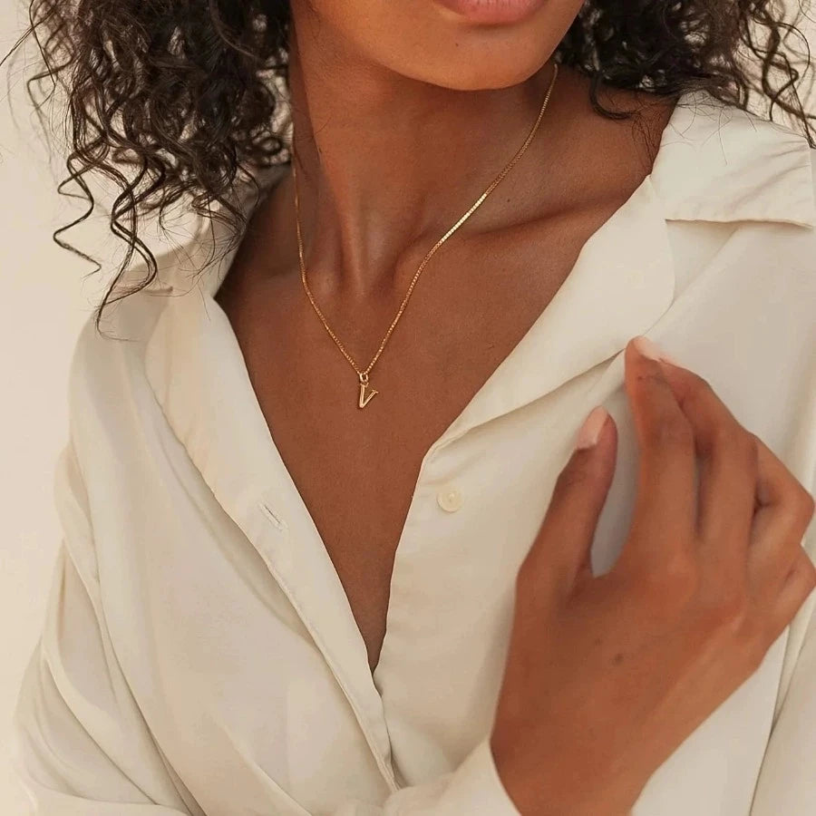 COMPRA 1 LEVE 2 Collar con Inicial A-Z