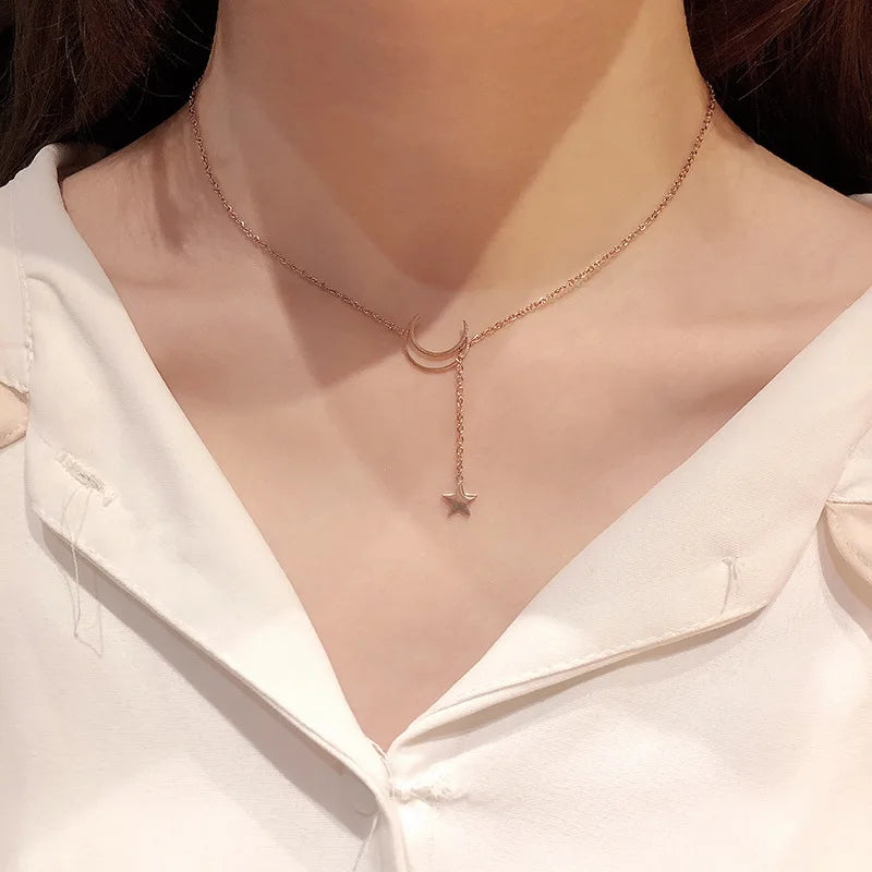 Collar Luna & Estrella - Un Detalle que Ilumina tu Estilo